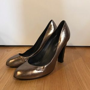 Sergio Rossi pumps in gun metal and diamond heels